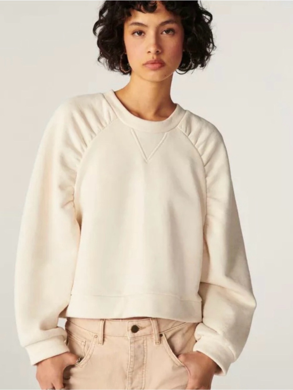 Ba&sh ‘lady’ sweatshirt in ecru 🐚